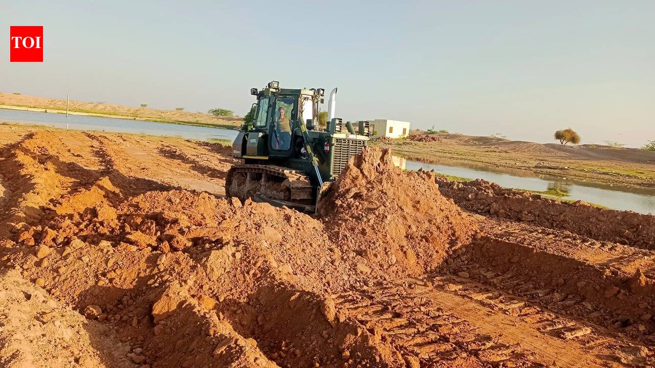 Army revives two ponds in Thar to help wildlife tide over water scarcity