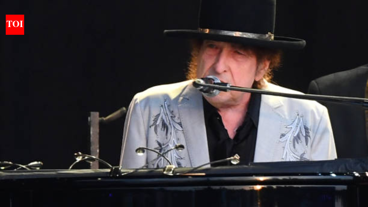 Bob Dylan bought Scottish estate for £2.2m; 17 years later, it sold for £4.26m