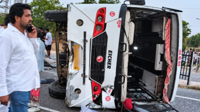 2 killed, 12 injured as packed private bus overturns in Bhiwani; driver flees