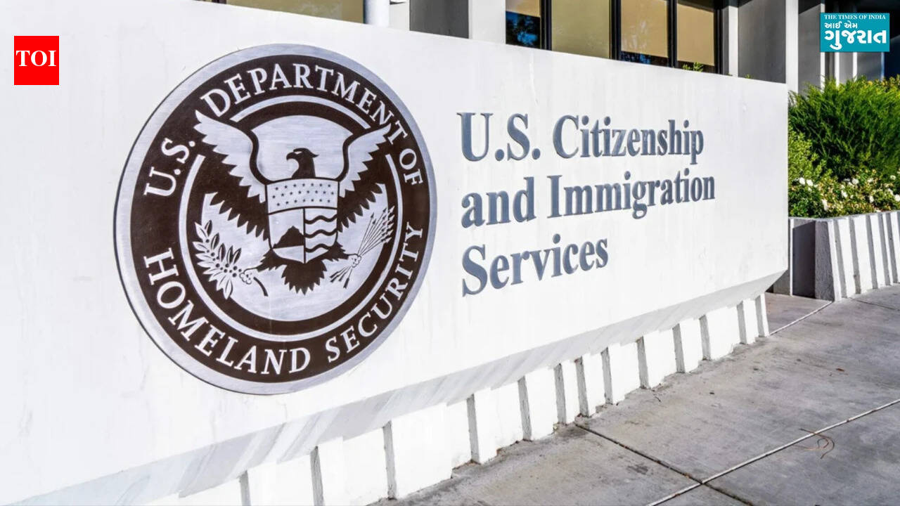 USCIS: Anyone who ‘guarantees’ a faster visa or Green Card is scamming you