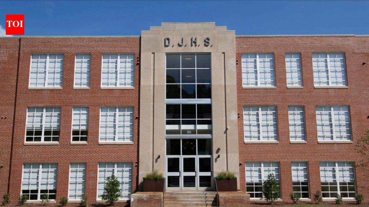 Woman returns to her former North Carolina school, now senior housing, nearly 60 years later
