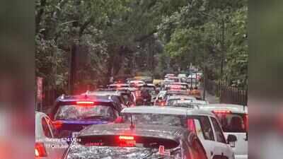Nightmare on Friday night: Long-distance buses crawl out of Bengaluru till 2.30am