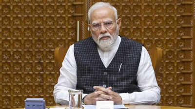 'Thoughts with those who have lost their loved ones': PM Modi on Kolkata stampede
