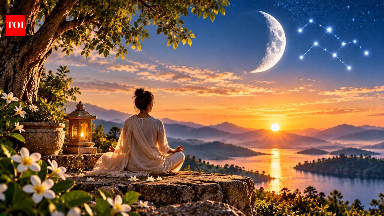 Spiritual Quote of the Day, October 19: Aquarius Moon Brings a Lesson About Being Yourself Without Needing Everyone's Approval