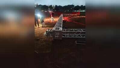 Student dies in metal framecrash at city dandiya event