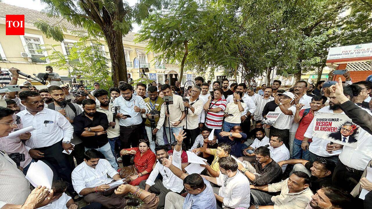CJP protest: Police file FIR against 300 for anti-Hindutva slogans ...