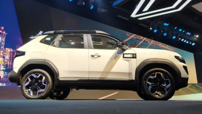 Renault Duster Hybrid launched at 16.99 lakh: 29 kmpl efficiency, specs & more