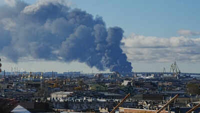 Fires erupt at oil sites in St Petersburg as Ukraine unleashes 1,000+ drones on Russia