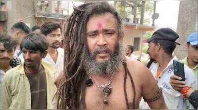 Naga sadhu assaulted near Garga Bridge