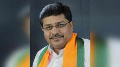 MLC Naveen questions Cong govt’s inaction over KPSC scam