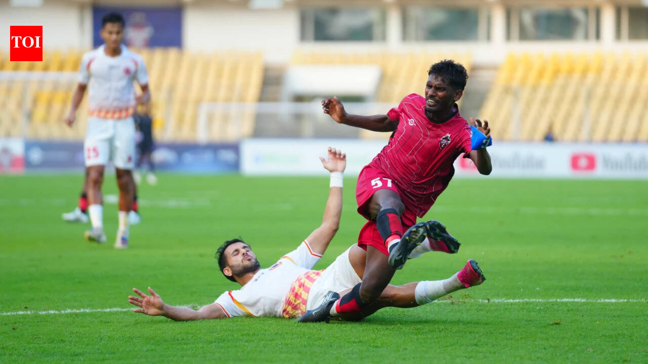 Four-star East Bengal leave Churchill reeling
