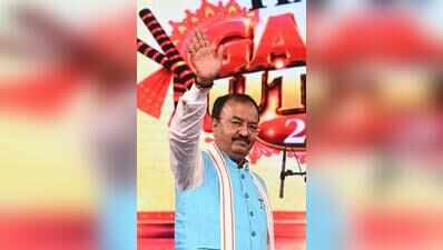 Maurya’s mantra at garba: Smile & celebrate