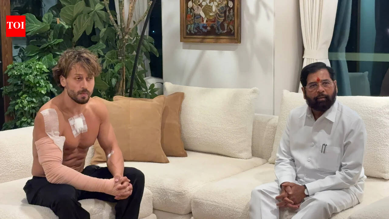 Shinde meets Tiger Shroff after firing incident; pics show actor with bandages