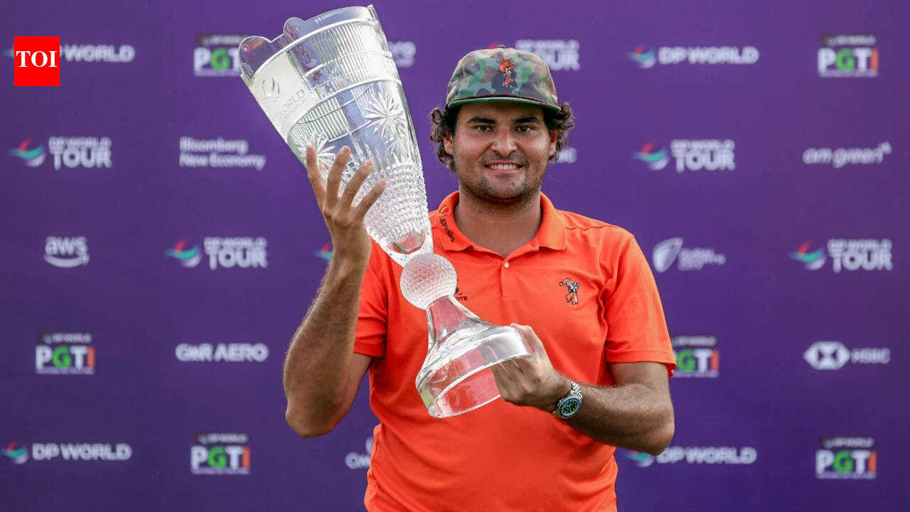 Eugenio Chacarra celebrates his India Championship victory at Delhi Golf Club