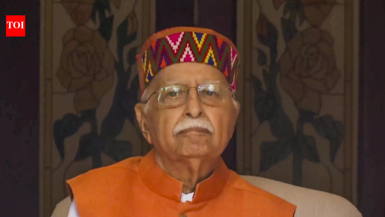 Veteran Statesman LK Advani Discharged Following Extended Hospitalization