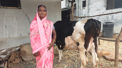 She once worked in fields for ₹200 and saved ₹100 a day; today Maharashtra's Sunita Nehare manages her family's 12-acre farm after transforming its cotton harvest