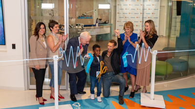 Ryan Seacrest’s foundation opened its first bilingual hospital media studio in Miami; young patients can now host broadcasts