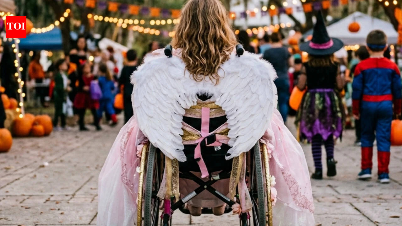 Girl, 9, feared wheelchair would spoil Halloween costume; 25 students turned it into a throne