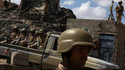 At least 20 Yemeni fighters killed as Houthis target military camp with ballistic missiles