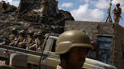 At least 20 Yemeni fighters killed as Houthis target military camp with ballistic missiles