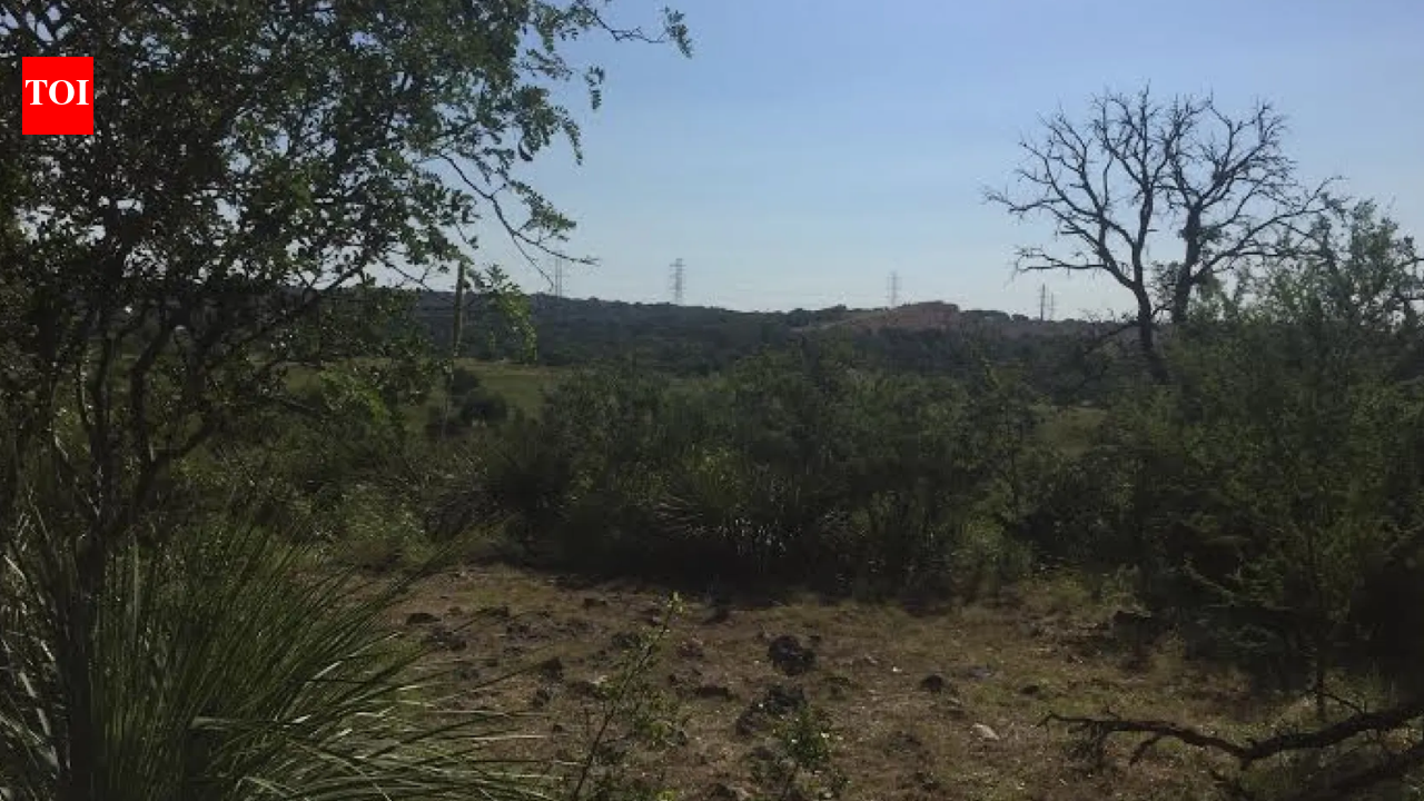 San Antonio Park Deal: City uses $10 million buy to stop 3,500 homes; plan shields Edwards Aquifer