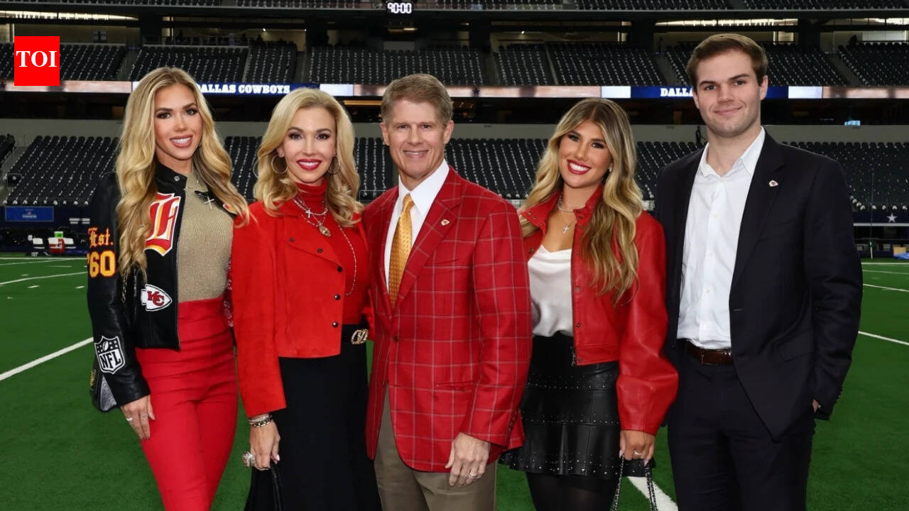 Chiefs owners’ $900,000 political donations revealed as the $15 billion ...