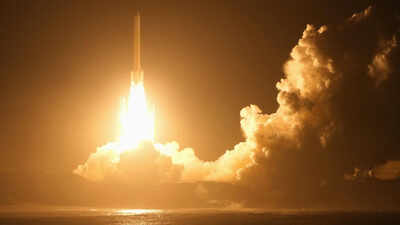 Japan launches first-of-its-kind mission to bring back rocks from Mars’s moon Phobos