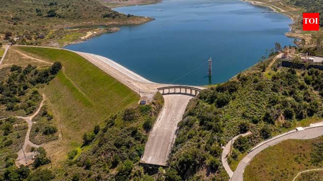 In 1933, California built Santiago Creek Dam to create Irvine Lake; 93 years later, the 750-acre…