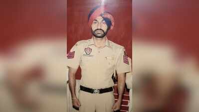 Cop shoots dead teen son, injures wife & younger kid, dies by suicide