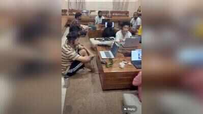 10 held for running fake Apple call centre targeting US citizens