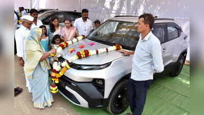 Festival-day rush can’t steer Gujarat auto sales growth