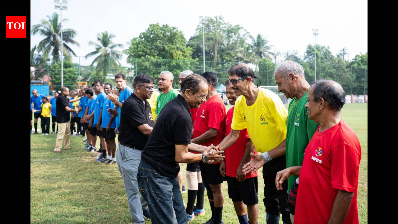 Old friends, fond memories and sporting spirit at AWES get-together