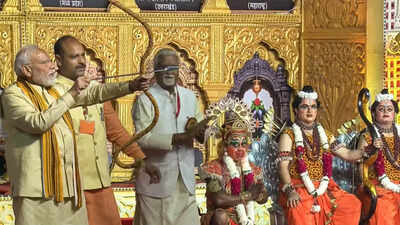 ‘Identify and defeat forces against India’: PM Modi calls for unity during Vijayadashami celebrations
