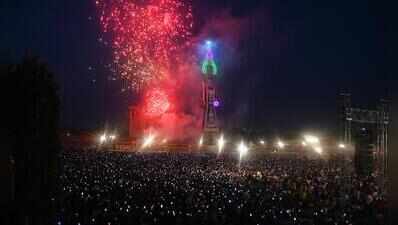 Thousands watch as Panchkula burns 221-ft-tall Ravan effigy.