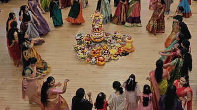 2 British Indians assaulted during Dussehra, Bathukamma celebrations
