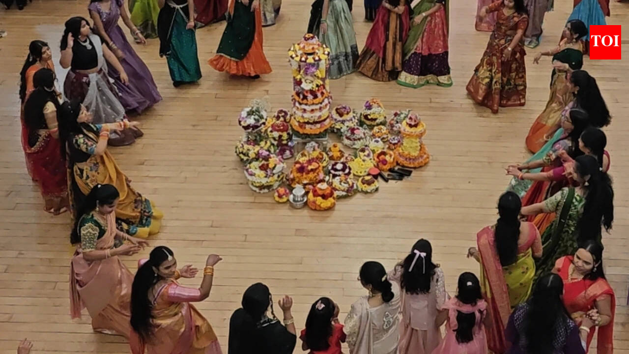 2 British Indians assaulted during Dussehra, Bathukamma celebrations
