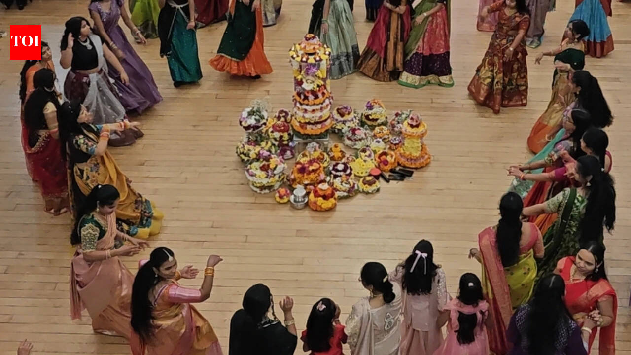 2 British Indians assaulted during Dussehra, Bathukamma celebrations