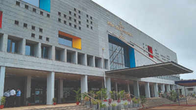 Demolish toilet built under Swachh Bharat Abhiyan in Calconda, Margao: Bombay HC