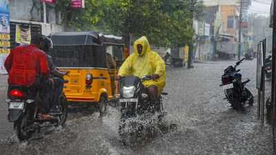 Weather tomorrow: IMD forecasts very heavy rain in Tamil Nadu, Kerala, Karnataka; thunderstorms, gusty winds likely across several states