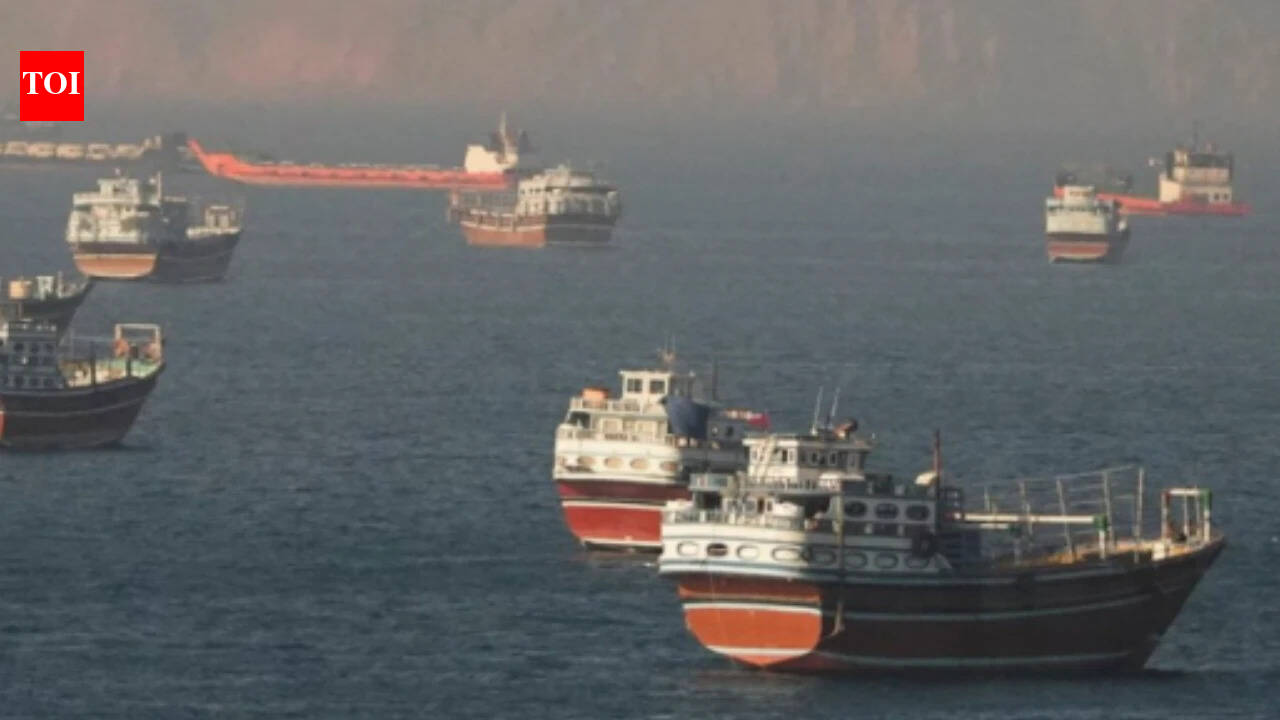 24 million barrels a day : Gulf oil flows surge past prewar levels despite US - Iran war
