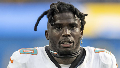 Tyreek Hill’s return to the field takes a new turn complicating his potential reunion with the Chiefs amid personal life drama