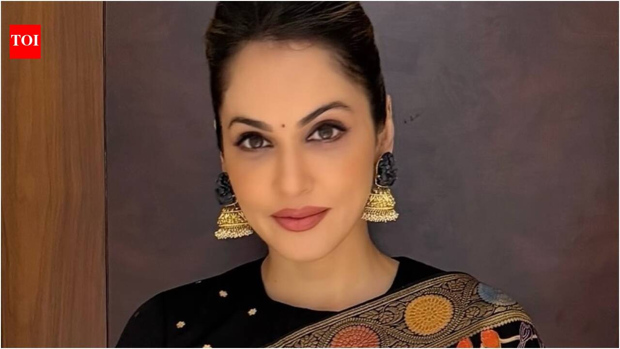 Isha Koppikar regrets Dil Chahta Hai rejection