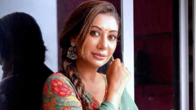 Exclusive - Raavee Gupta says Kyunki Saas Bhi Kabhi Bahu Thi 2 brought her back into the spotlight; Calls Smriti Irani ‘Incredible’