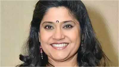 Renuka Shahane reacts to Tiger Shroff firing incident, calls it a ‘very scary thing’ and warns that people may feel unsafe leaving their homes: 'This should be destroyed from the roots'