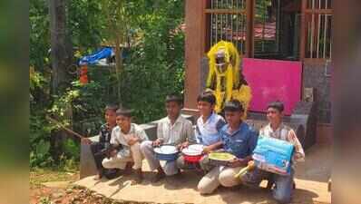 Seven Bantwal schoolkids donate Dasara earnings to ailing man