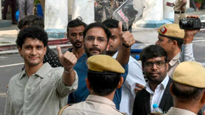 Delhi court orders release of CJP leaders Saurav Das, Ashutosh Ranka