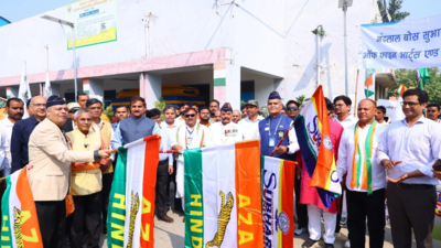 Hundreds join United Bharat Rally in Meerut