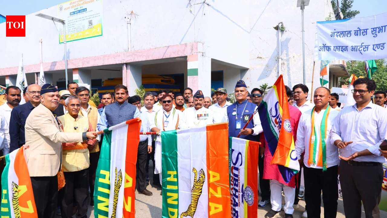 Hundreds join United Bharat Rally in Meerut