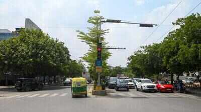 Deadlock holds up double-decker flyover-metro at Bakhtawar Chowk in Gurgaon