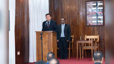 Lalengmawia takes oath as Mizoram CIC